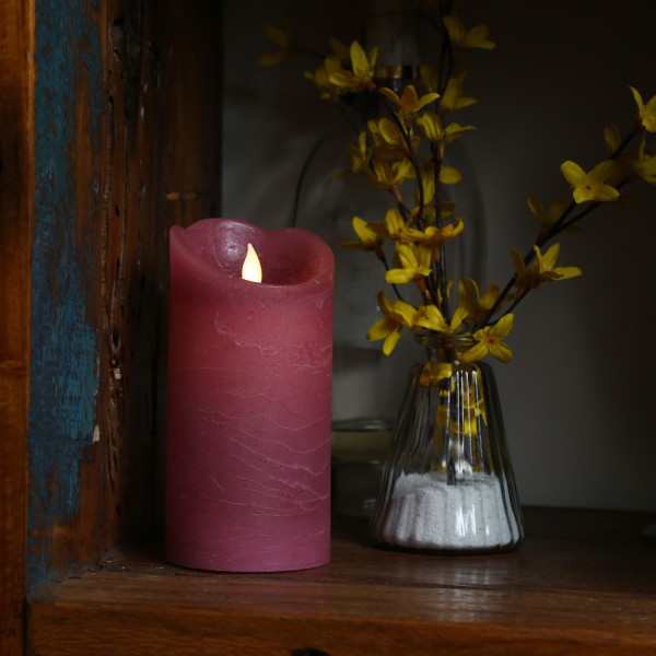 LED Kerze mit beweglicher Flamme - Rustik-Optik - Echtwachs - Timer - H: 15cm - D: 7,5cm - altrosa
