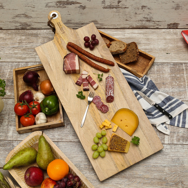 Schneidebrett - Servierbrett - Mangoholz - mit Kordel - L: 77cm - B: 29cm - natur