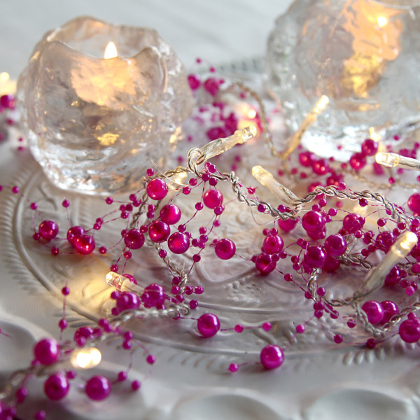 LED Lichterkette mit Perlen - 20 warmweiße LED - 1,15m - Batteriebetrieb - Timer - pink
